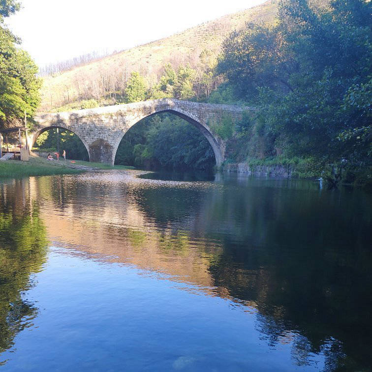 images/near/praia-fluvial-de-alvoco.jpg#joomlaImage://local-images/near/praia-fluvial-de-alvoco.jpg?width=756&height=756